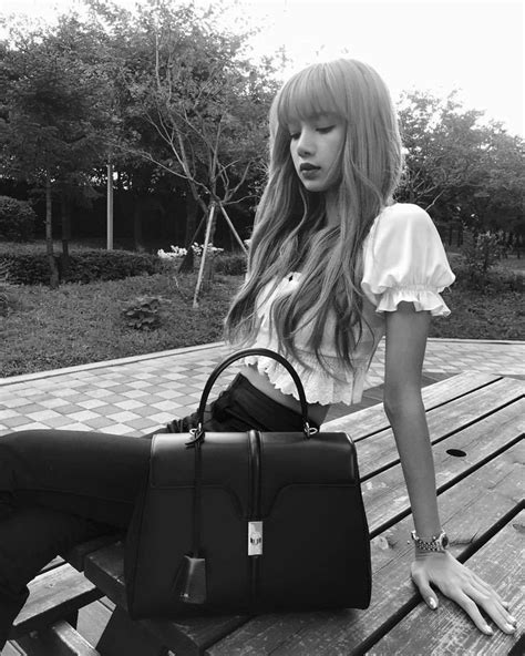 lisa blackpink handbags.